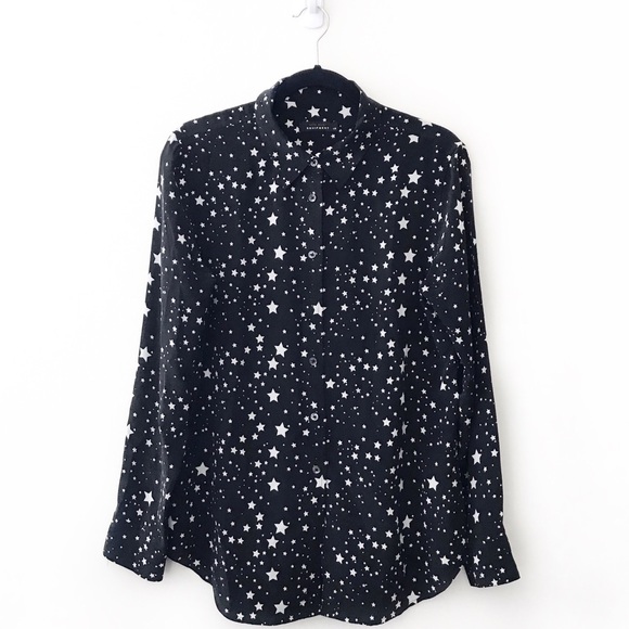 Equipment Tops - Kate Moss x Equipment Silk Star Print Shirt